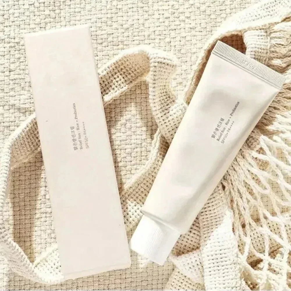 واقي شمس كوري خارق بـ SPF50+؟ هذا الكريم مو بس يحمي، يفتح ويغذي بشرتك